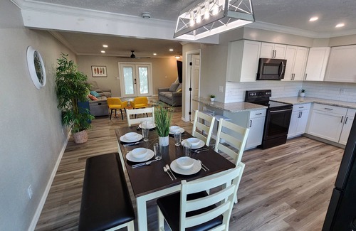 Fort Myers Beach Apartment | Coastal Retreat; Paradise Found. Pet friendly close to FMB and Sanibel