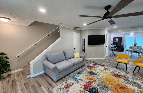 Fort Myers Beach Apartment | Coastal Retreat; Paradise Found. Pet friendly close to FMB and Sanibel