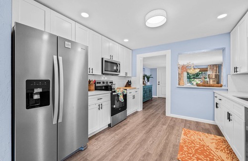 West Bradenton House | Coastal Retreat Near IMG and Beaches