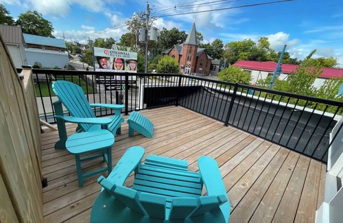 Grand Bend Apartment | Coastal Suites (Room 1) , Grand Bend