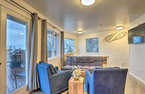 South Addition Apartment | Coastal-View Apartment Near Downtown Anchorage!
