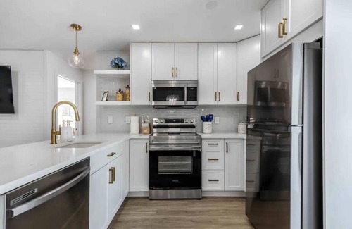 Delray Beach Villa | Coastal villas 4BR heated pool close to downtown GOLF CART