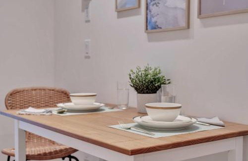 Eau Claire Apartment | Coastal Winds DT Gym River Walk
