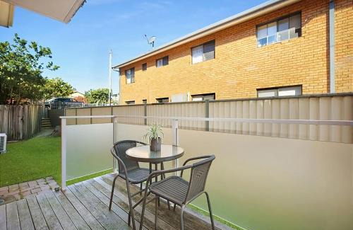 Sawtell Apartment | Coasters 2