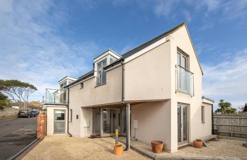 Wyke Regis House | Coastguard Lookout