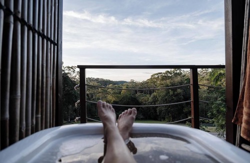Terrigal House | Coastie Valley Tinyhouse. A romantic, coastal, getaway...