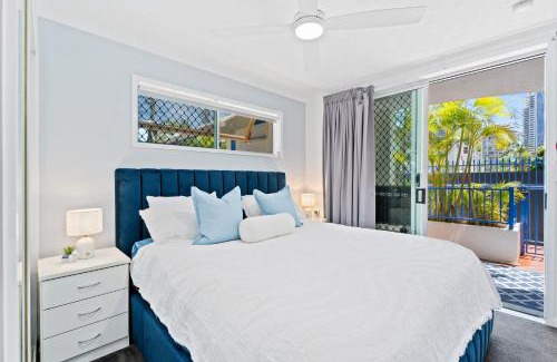 Surfers Paradise Apartment | Coastline Escape Renovated Unit - Great Location - Quiet Area - Parking Included