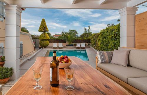 Spata-Artemida Apartment | Coastline maisonette near Athens Airport and Rafina Port