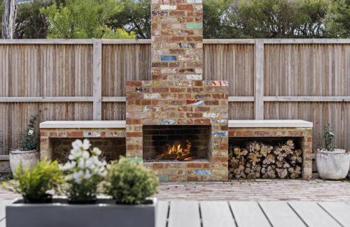 Rye House | Coastmere at Rye - Luxury Poolside Retreat