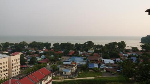 Bayan Lepas Apartment | Coastside Homestay