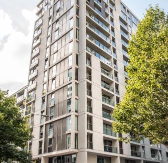 Isle of Dogs Apartment | COBALT POINT, South Quay