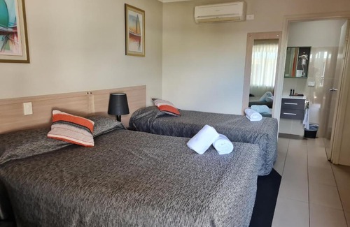 Cobar Hotel | Cobar Central Motor Inn