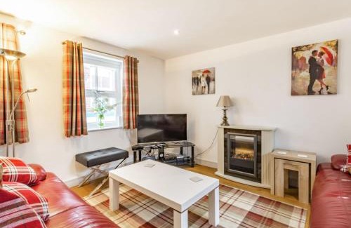 Whitby House | Cobble Cottage - Uk38973