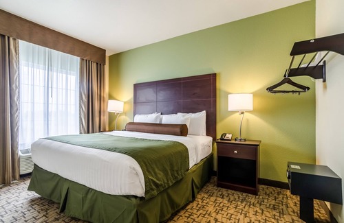 Vinton Hotel | Cobblestone Inn & Suites - Vinton