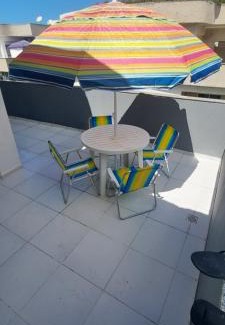 Piuma Apartment | Cobertura de Frente Para o Mar e Piscina Village das Ondas