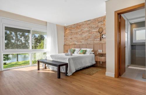 Canela Apartment | Cobertura no Laje de Pedra 4 Suítes by Achei