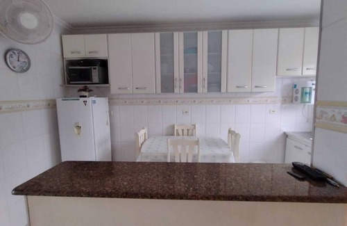 Guilhermina Apartment | Cobertura Praia Grande - Guilhermina rua da praia