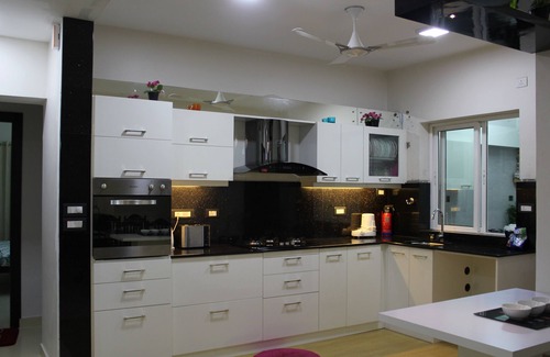 Kochi Apartment | Cochin Luxury Apartment Backwater facing 4 BRK Marine Drive