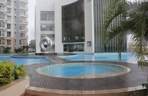 Kochi Apartment | Cochin Luxury Apartment Backwater facing 4 BRK Marine Drive