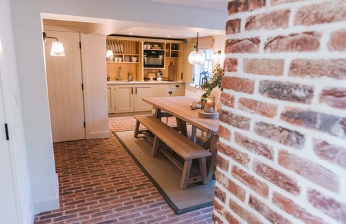 Elham Cottage | Cockpit Cottage - 3 bed - a holiday let that sleeps 6 guests in 3 bedrooms