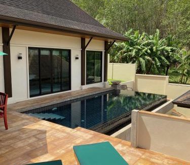 Rawai Villa | Cocktail Palm Villa