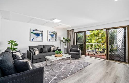Surfers Paradise Apartment | Coco Bella Retreat in Central Surfers - sleeps 6-8