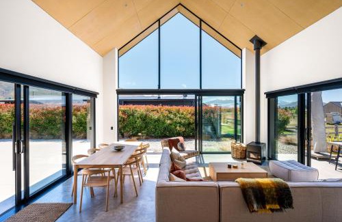 Wanaka Villa | Coco Chalet by Sotheby's Luxury Rental Homes