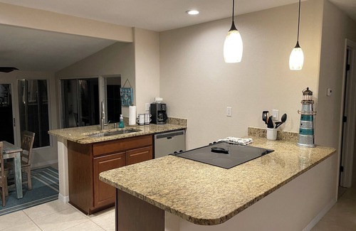 Laurel House | Coco NoKo cozy beach cottage + Swimming pool! Golf cart and pet friendly!
