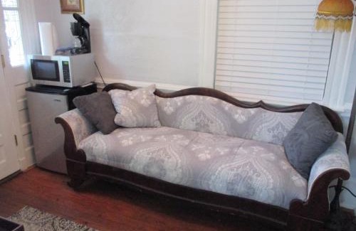Downtown Bed & Breakfast | Coco Plum Inn