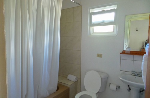 Cades Bay House | CoCo Rose Guesthouse