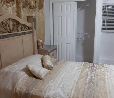 Coral Way House | Coco Sol 3 by MyMiamiStay