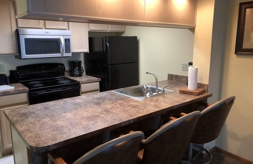 Cocoa Beach Apartment | Cocoa Beach "Ocean Landing Resort“ Ocean Front Apartment