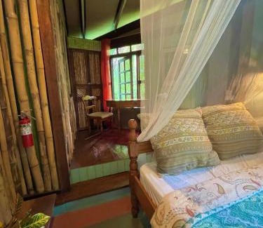 Fond Cani Bed & Breakfast | Cocoa Cottage
