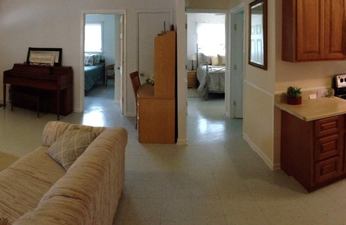 Pass Christian Cottage | COCOA'S COTTAGE! Pet-friendly! Near the Beach!