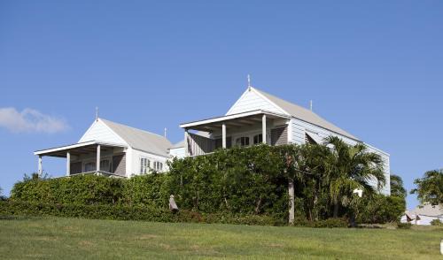 Fryes Beach Resort | Cocobay Resort Antigua - All Inclusive - Adults Only