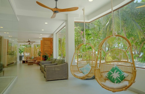 Himmafushi Hotel | Cocomo Maldives