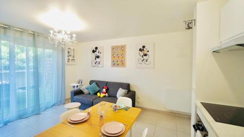 Chessy Apartment | Cocon à deux pas de Disney avec terrasse