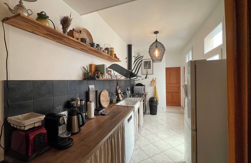 Rochefort House | Cocon Bleu - Ideally located house with garden