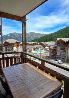 Les Orres Apartment | Cocon des Orres res balcon des airelles appartement 512