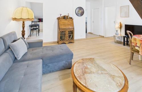 Mulhouse Apartment | Cocon Jaune - Duplex 2e étage prox centre Mulhouse