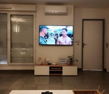 Vaulx En Velin Village Apartment | Cocon Vaulx Village LDLC Groupama Eurexpo
