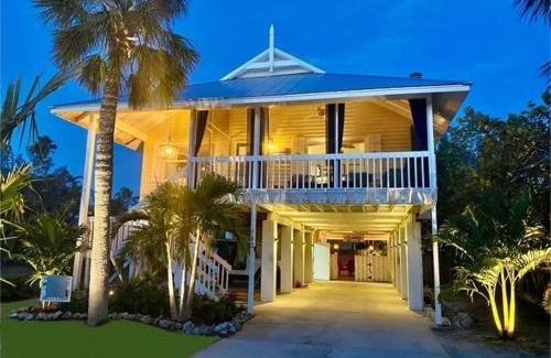 Anna Maria House | Coconut Cottage home