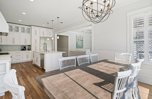 San Juan House | Coconut Cove - Luxury 30A Beach House in Seagrove with Private Pool