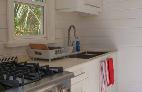 Frigate Bay Cottage | Coconut Farm Cottage - Cockleshell Beach St.Kitts