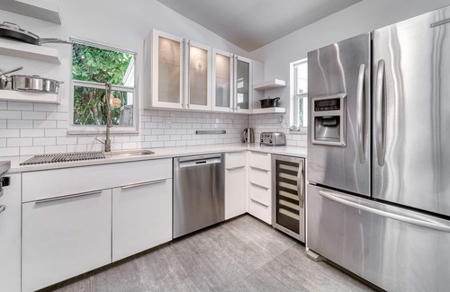Southwest Coconut Grove House | Coconut Grove Boutique Home