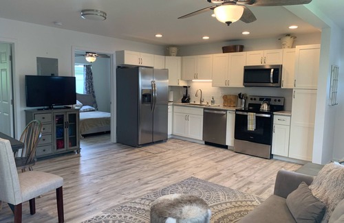 Coconut Grove House | Coconut Grove Cottage, Walk to Beach and Downtown