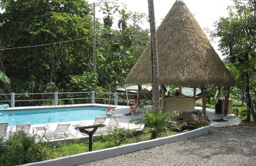 Dominical Cottage | Coconut Grove Oceanfront Cottages Playa Domincalito