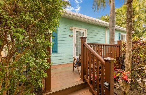 Old Town House | COCONUT PALM STUDIO at Travelers Palm Inn Key West
