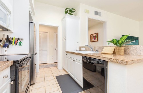 Ko Olina Condo | Coconut Plantation 1222-2: Tropical Villa w/Lanai & Pool Access
