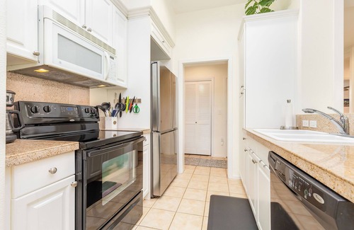 Ko Olina Condo | Coconut Plantation 1222-2: Tropical Villa w/Lanai & Pool Access